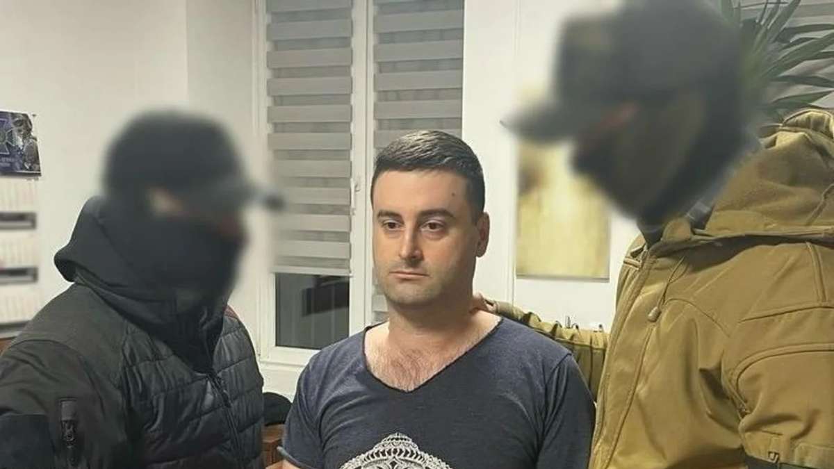 Аналіз списку «12 друзів Кирила Молчанова»