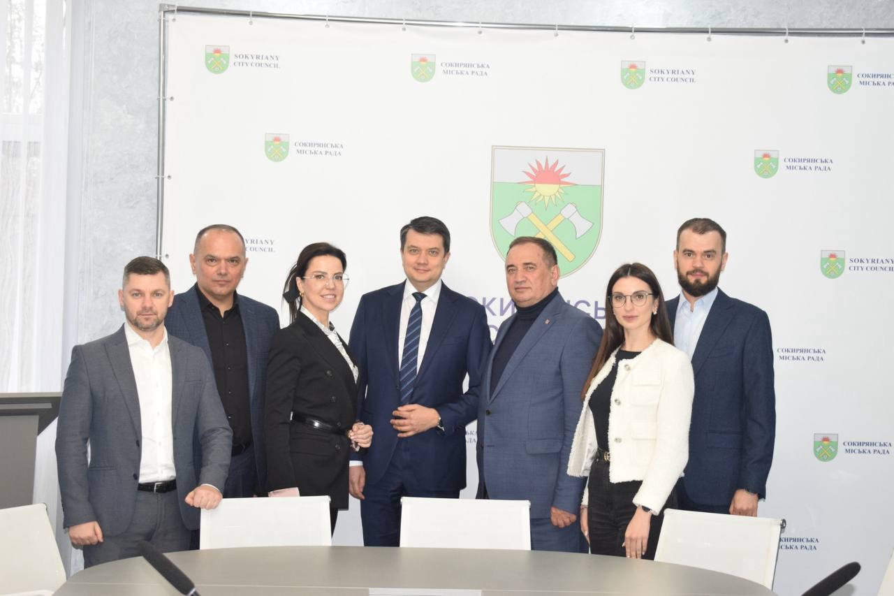 Голова Сокирянської міськради: незадекларований Rolex та родинні зв’язки