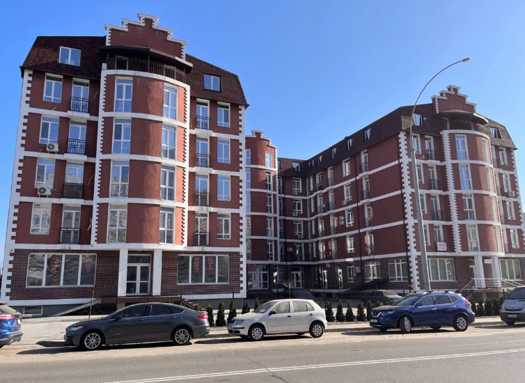 Верховний Суд відмовив у знесенні семиповерхового ЖК у Жулянах, попри статус самочинного будівництва