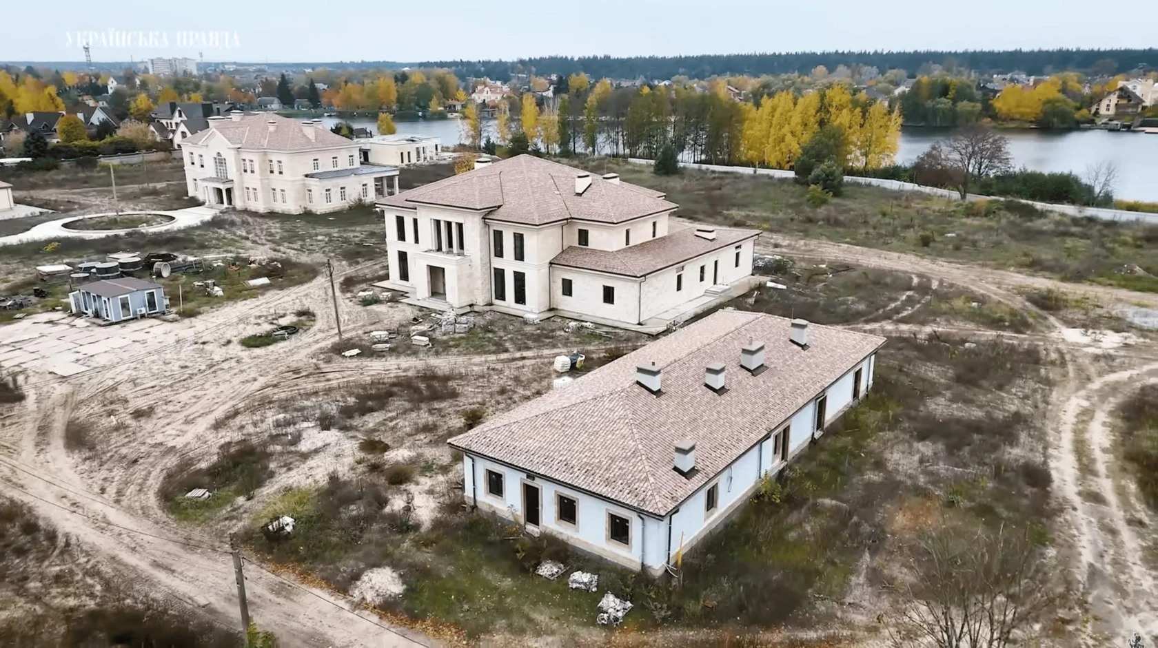 «Че Гевара», «Карлсон» та «R2»: НАБУ розповіло деталі про таємне будівництво резиденцій для топчиновників у Козині